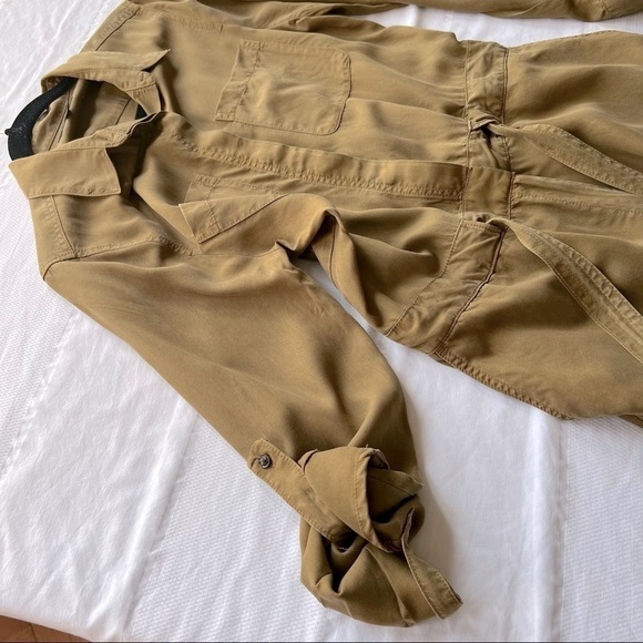 Banana Republic Utility Romper Long Sleeved in Olive Green Size 10 - Picture 9 of 16